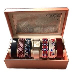 Stylish Women's Watch Set with Interchangeable Straps